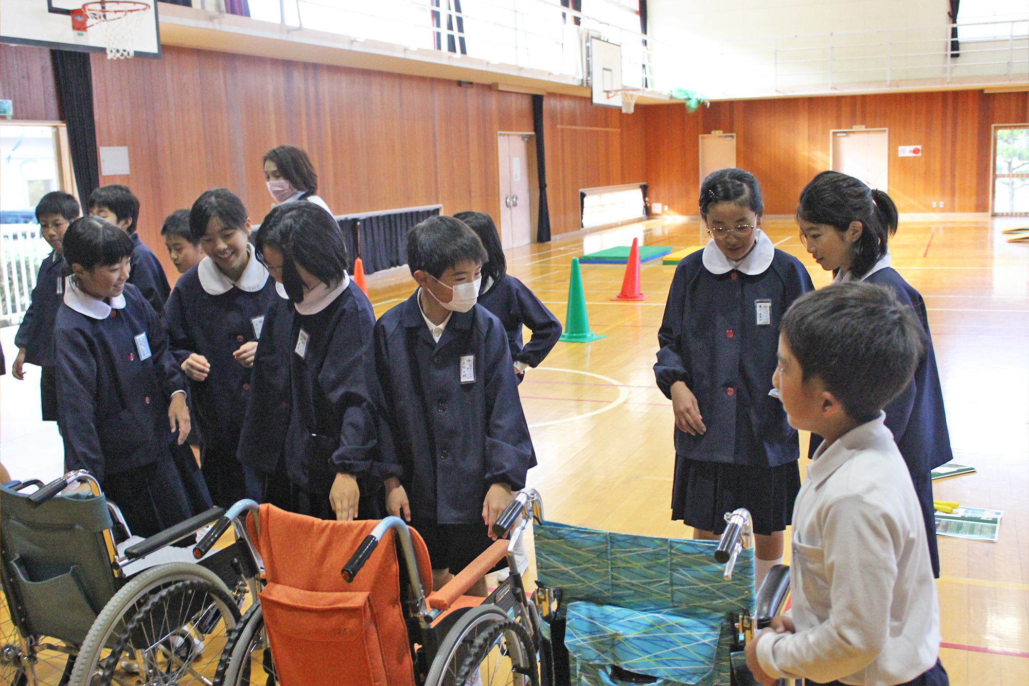 高見小学校福祉体験へ